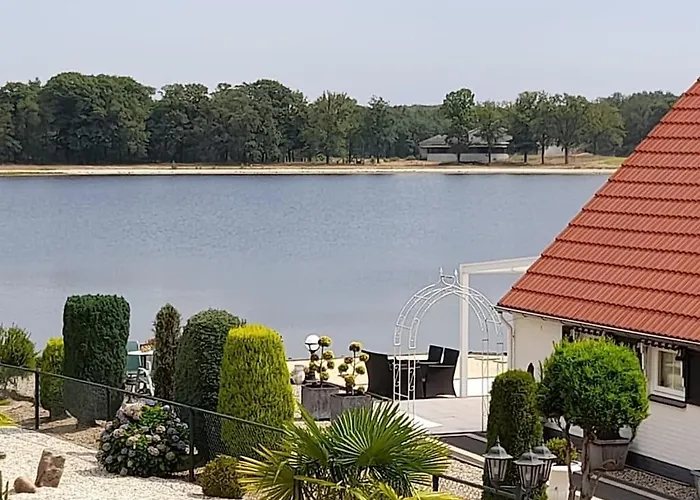 Dom wakacyjny Freistehendes Am Naehe Roermond Heel