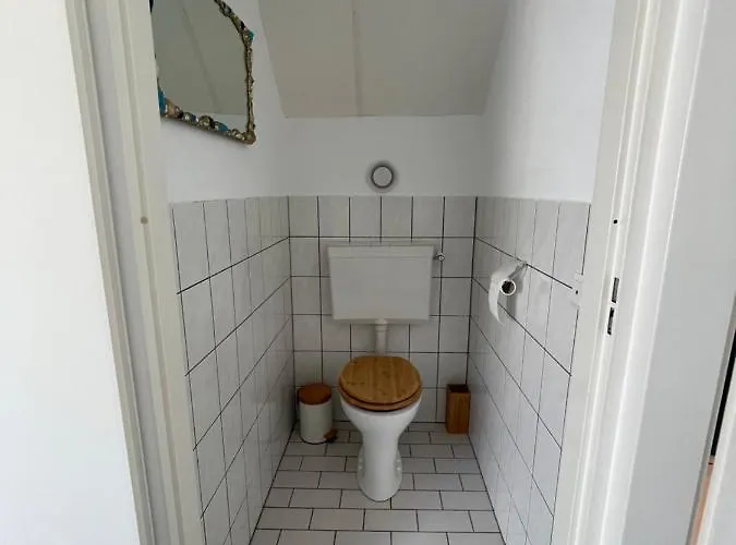 Freistehendes Am Naehe Roermond Dom wakacyjny *