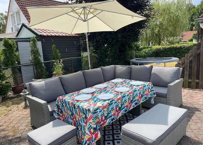 Dom wakacyjny Freistehendes Am Naehe Roermond *