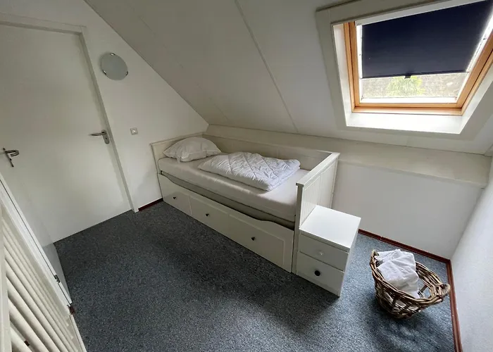 Dom wakacyjny Freistehendes Am Naehe Roermond